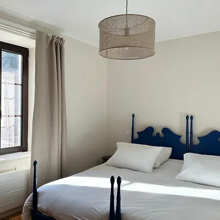 Maison Omelhier Charm And Contemporary Elegance Vollore-Montagne
